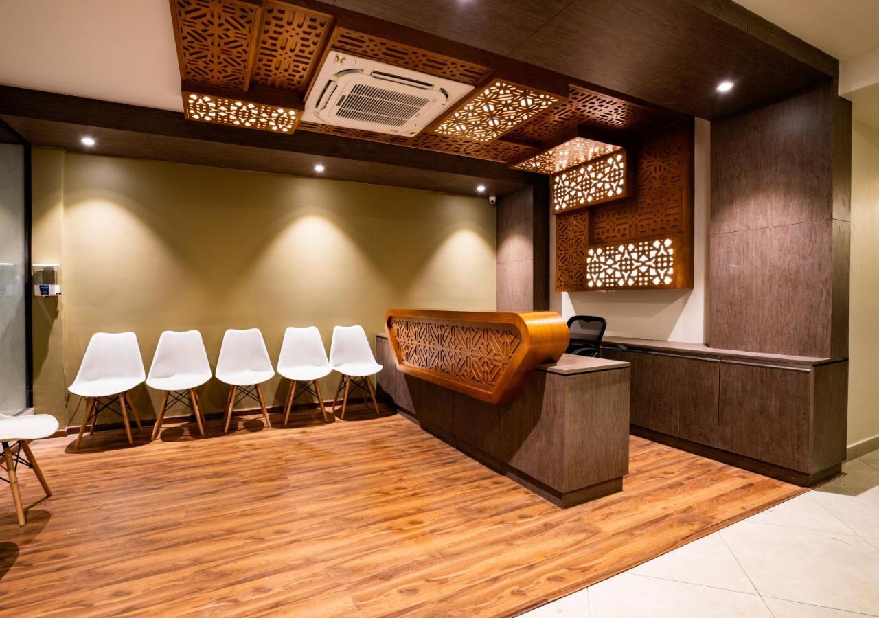 Lavender Infopark Kochi Otel Dış mekan fotoğraf
