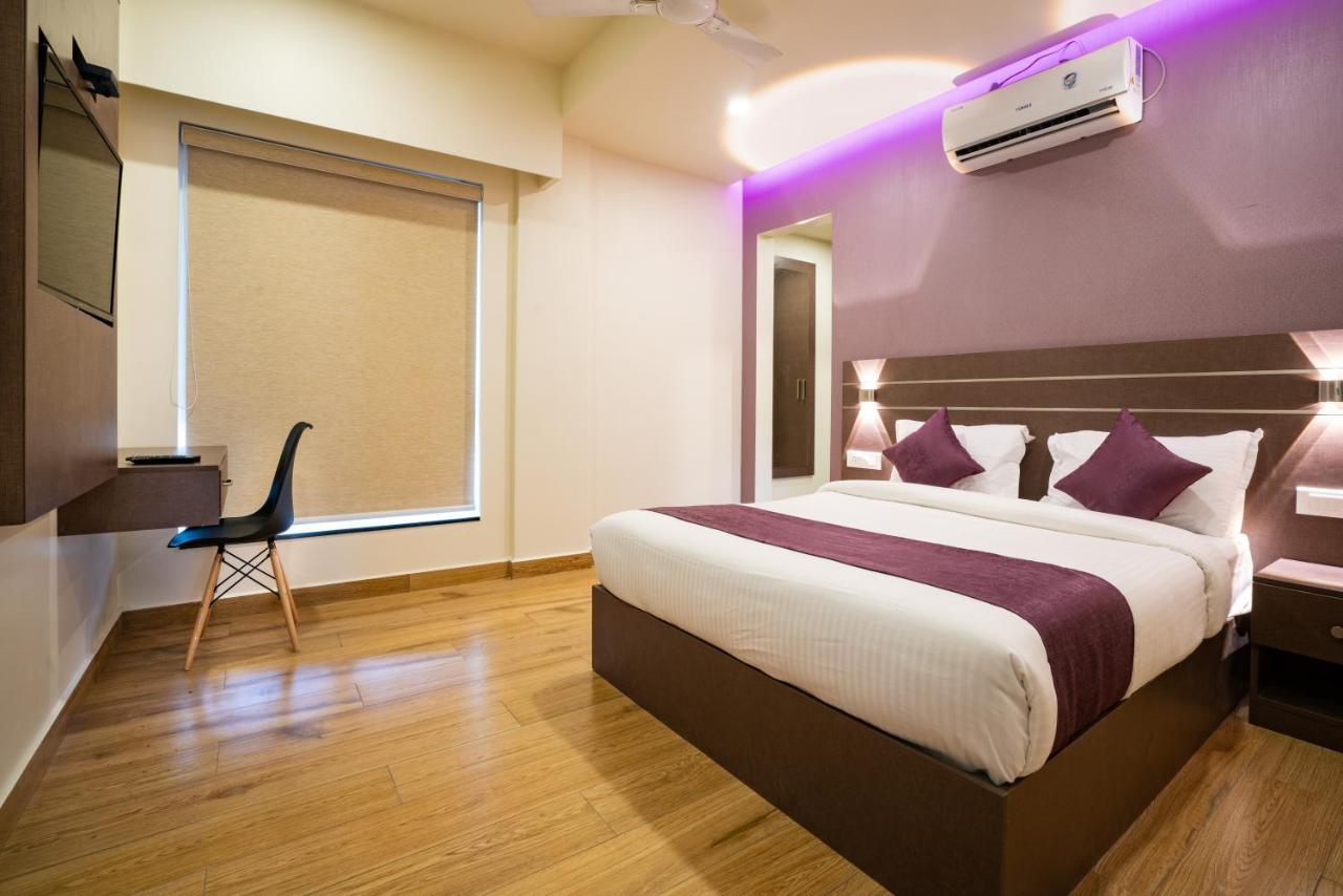 Lavender Infopark Kochi Otel Dış mekan fotoğraf