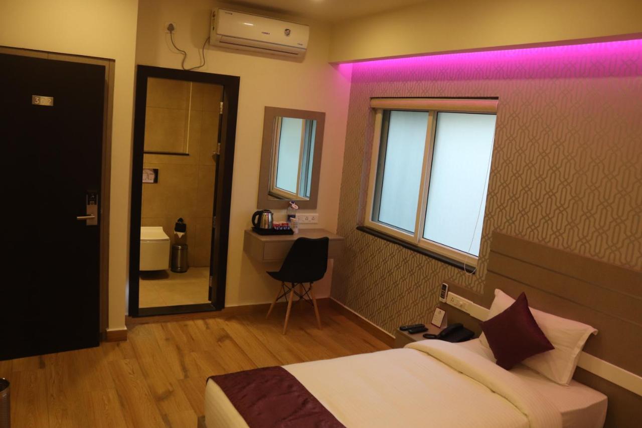 Lavender Infopark Kochi Otel Dış mekan fotoğraf
